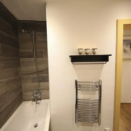 Ski Nomad Chalet