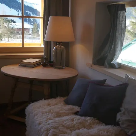 Ski Nomad Chalet *